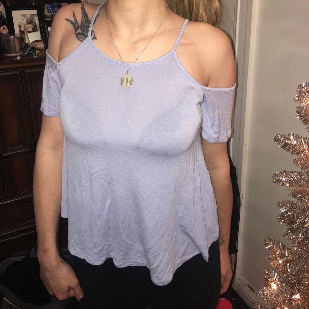 Off-shoulder shirt